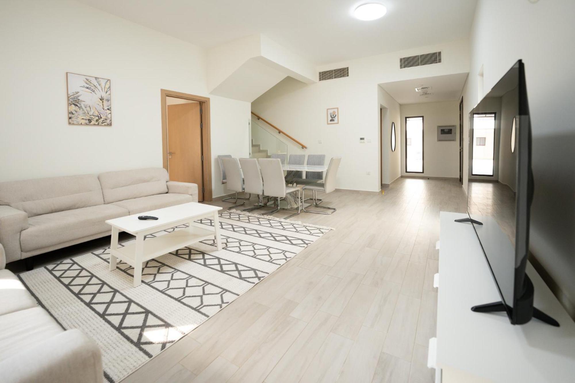 White By The Sea Villa